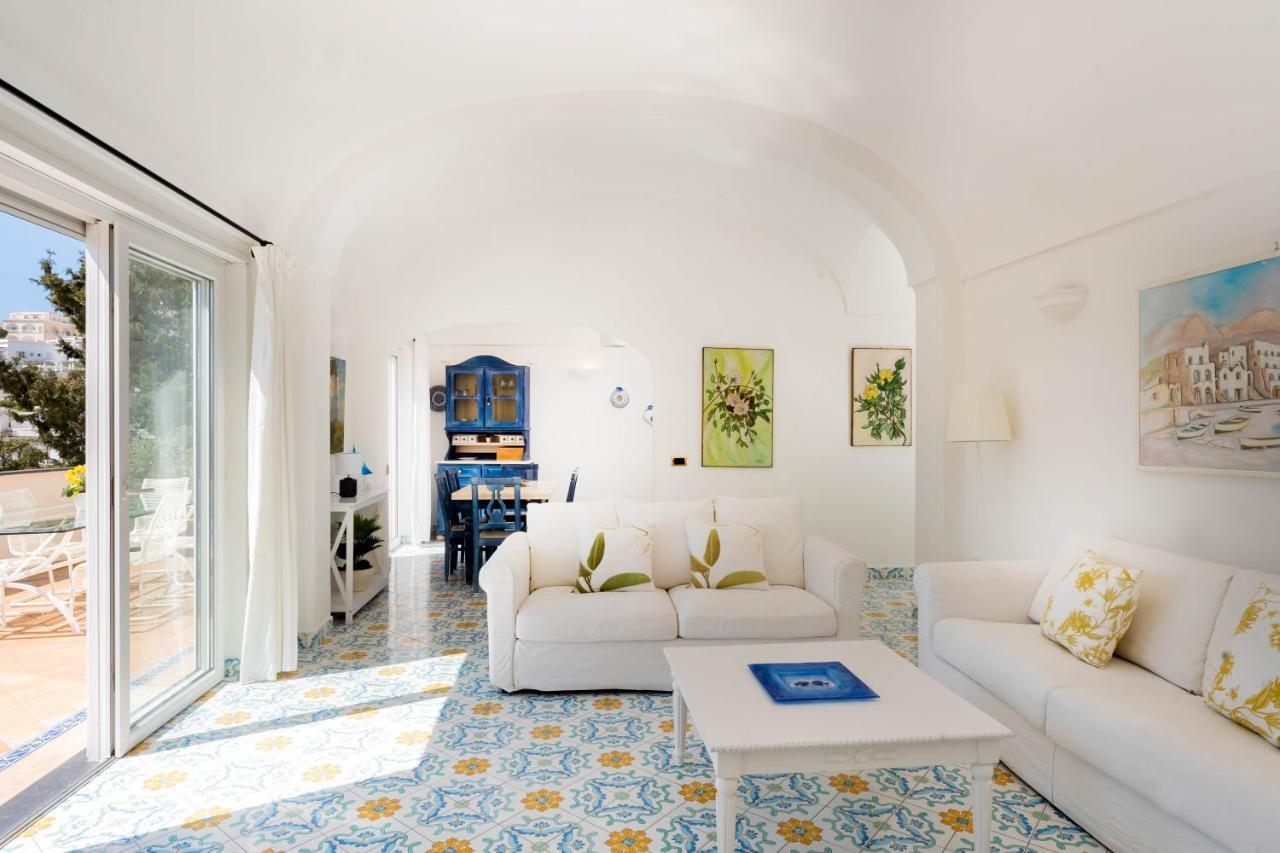 Oliveto Capri Apartments Luaran gambar