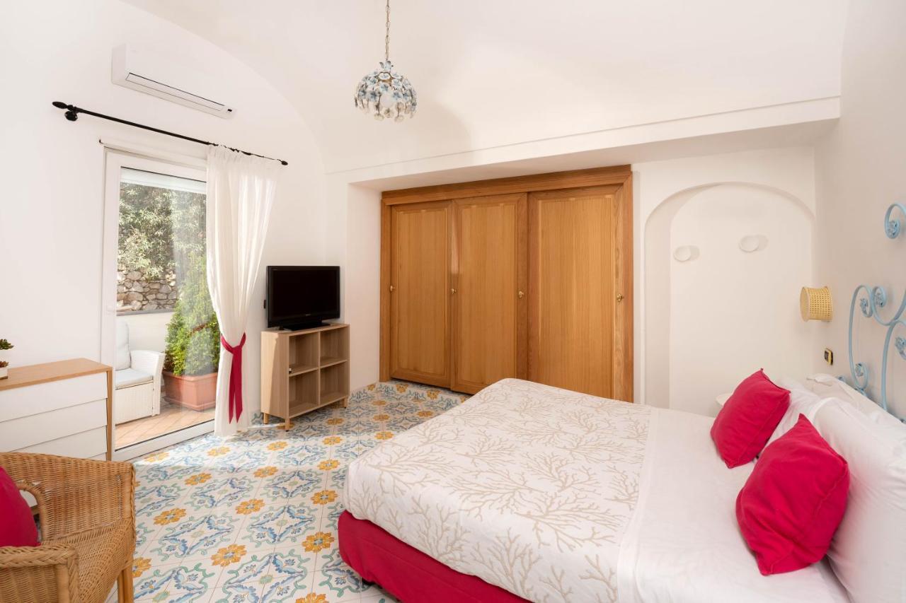 Oliveto Capri Apartments Luaran gambar