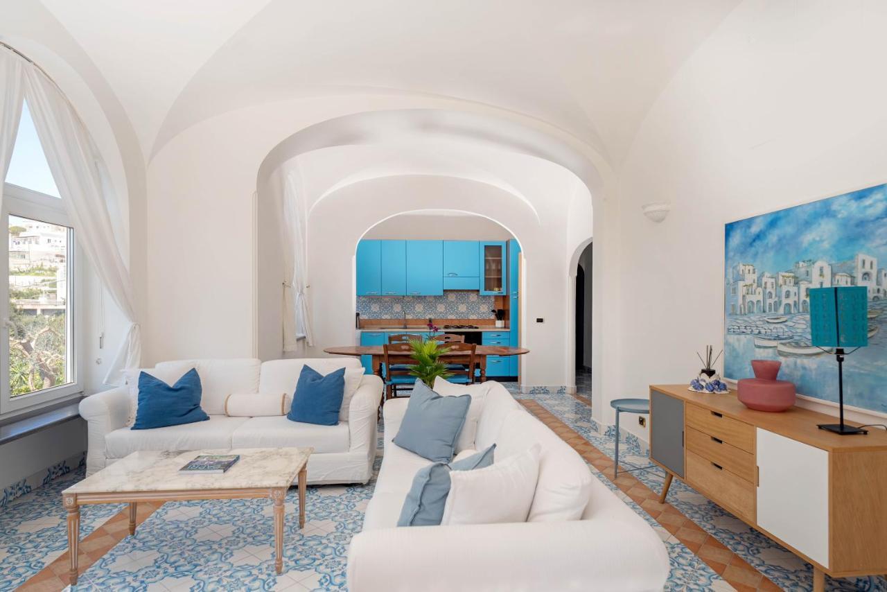Oliveto Capri Apartments Luaran gambar