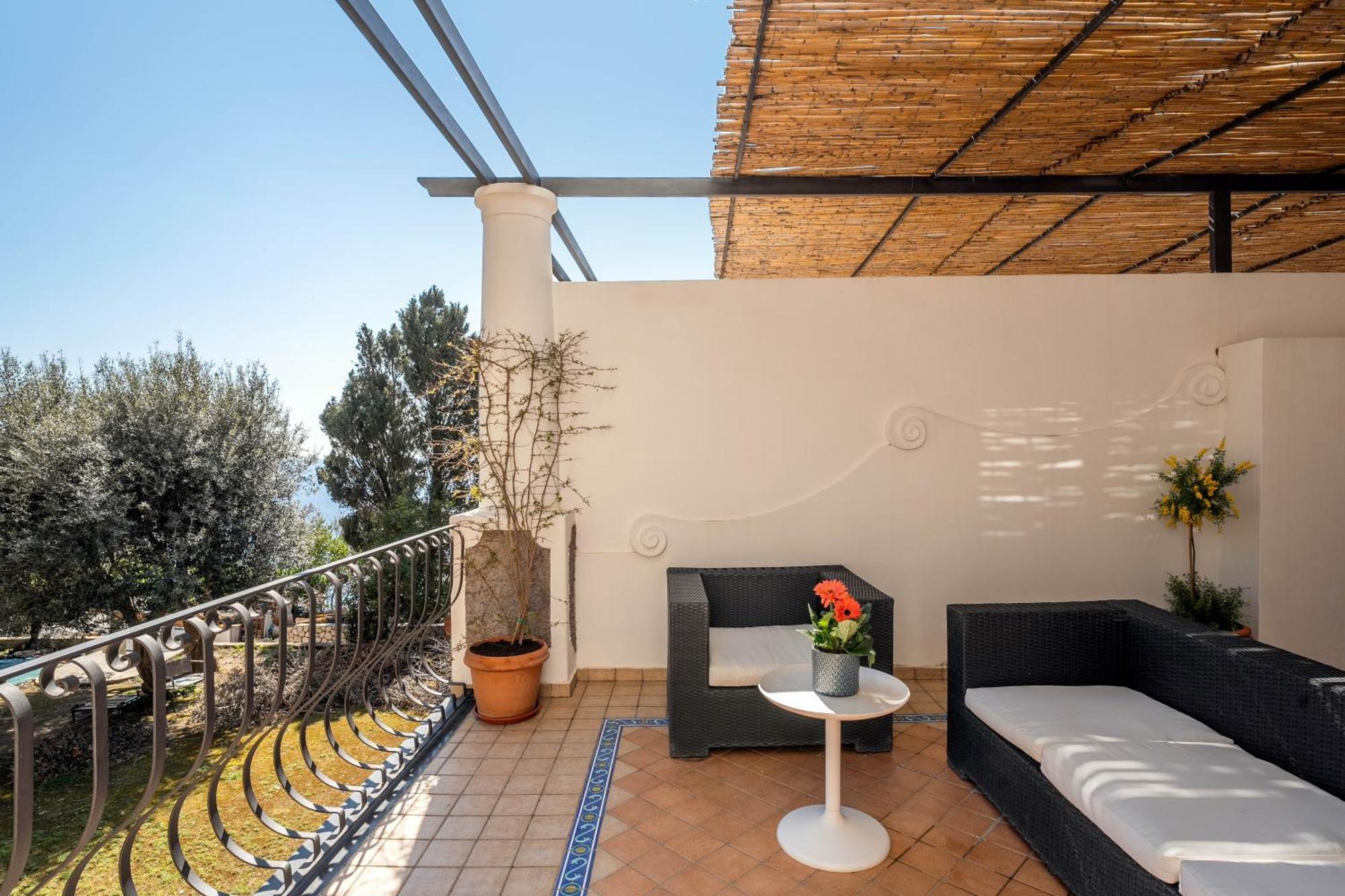 Oliveto Capri Apartments Luaran gambar